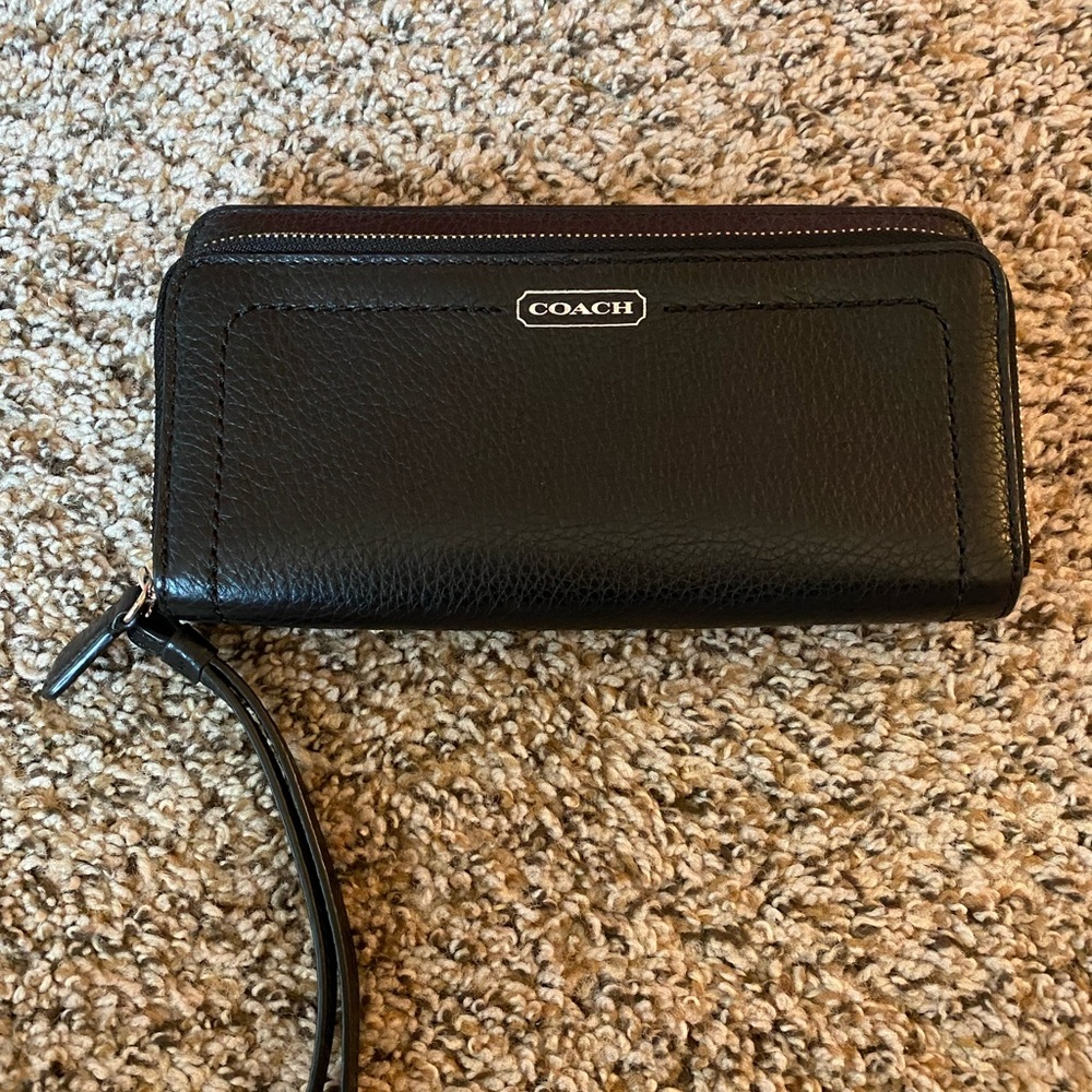 Coach Black Pebbled Leather Zip Around 2 Pocket Wallet